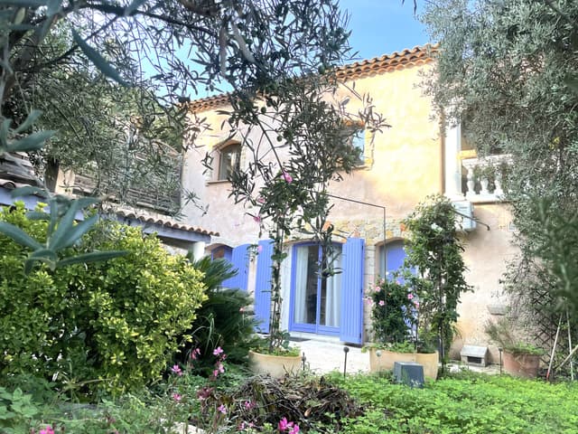 St Laurent du Var - Appartement 2 pièce(s) 55m2 env Jardin Parking - 0