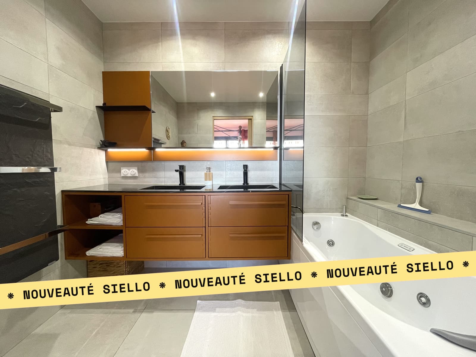 LE LAVANDOU 3 pièce(s) 64m2 rénové Superbe vue mer Piscine Parking couvert-11