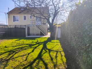 Maison indépendante avec jardin-0