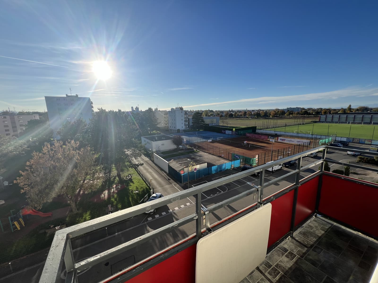 Appartement 95,02 m² avec Balcon, & Garage.-0