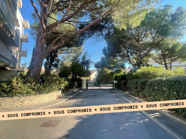 EXCLUSIVITE - Fréjus-Plage - Appartement 3 pièces - 60m2 - Terrasse - Parking - 2