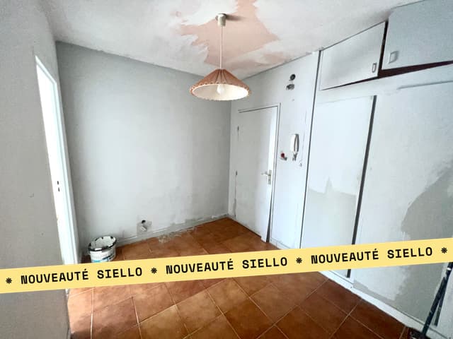 Appartement à rénover avec Balcon - 1