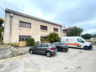 La Gaude, local commercial 800m2 - 4 Box, 8 Bureaux, 6 Sanitaires, 5 mètres de plafond-6