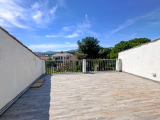 En exclusivité appartement F3 rénové avec terrasse-0