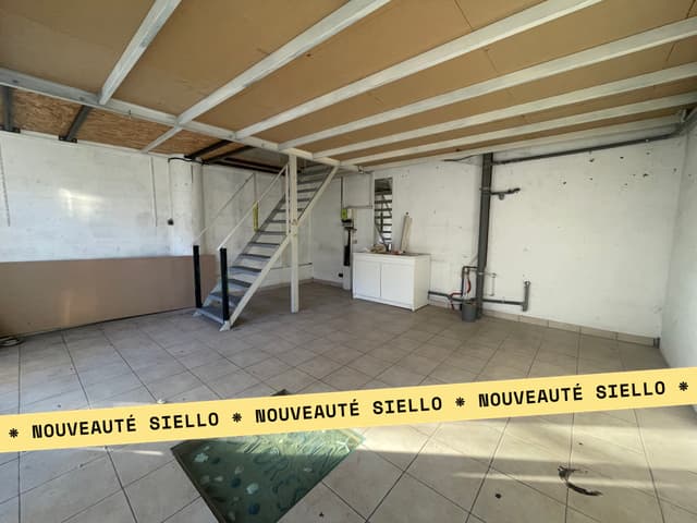 Antibes - Local Commercial 55m2 - vitrine, mezzanine, terrasse - 2
