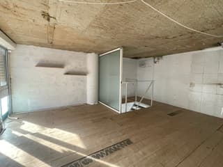 Antibes - Local Commercial 55m2 - vitrine, mezzanine, terrasse-3