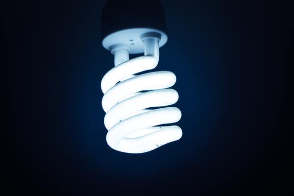 Đèn LED tiết kiệm hơn cho ánh sáng cao hơn 