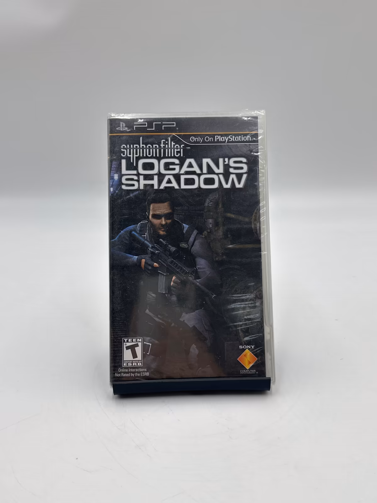Syphon Filter: Logan's Shadow - PSP - Mídia Física - Lacrado