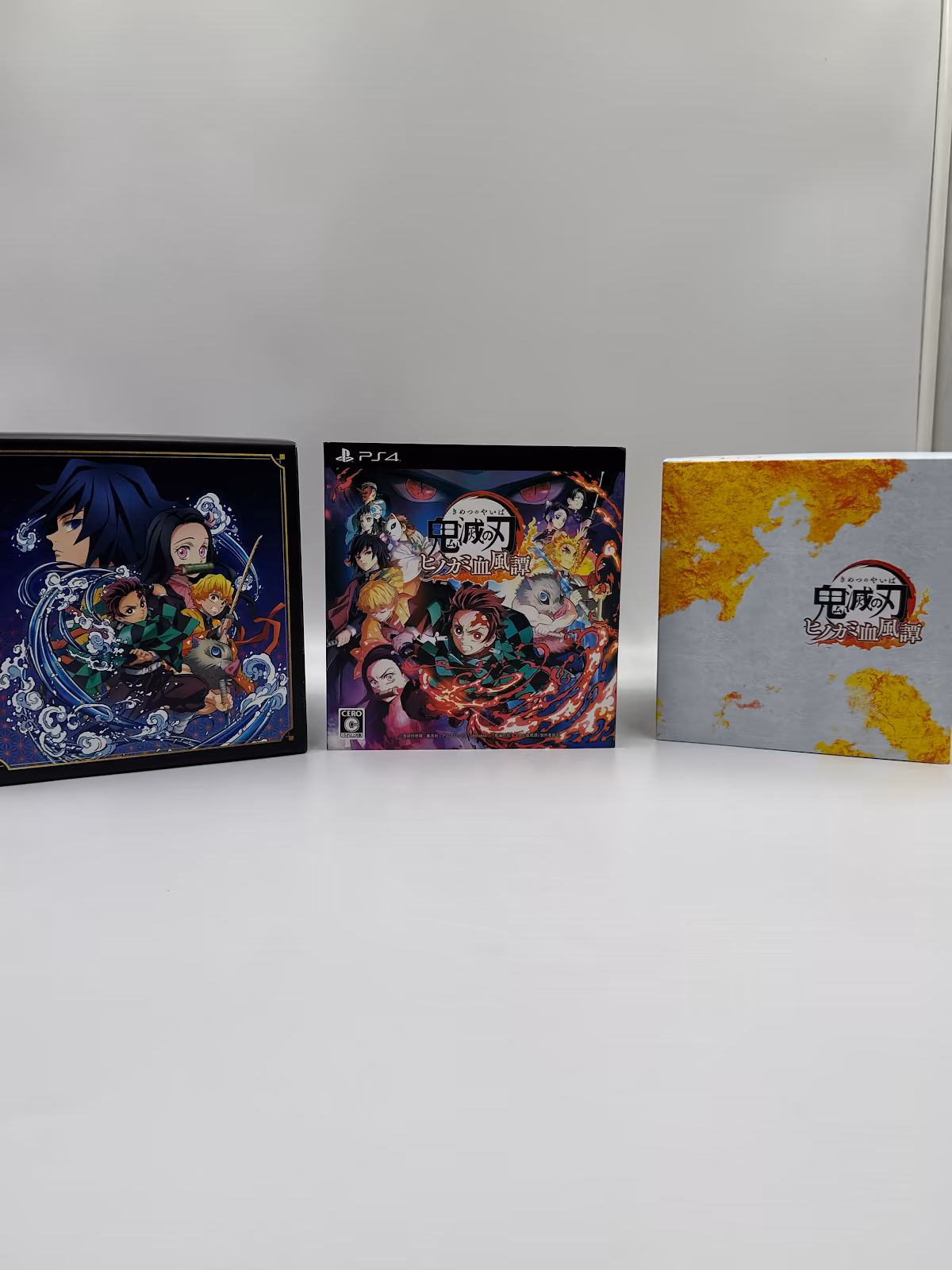 Demon Slayer: Hinokami Keppuutan Collector's Edition (Japonês) - PS4 - Mídia Física - Seminovo