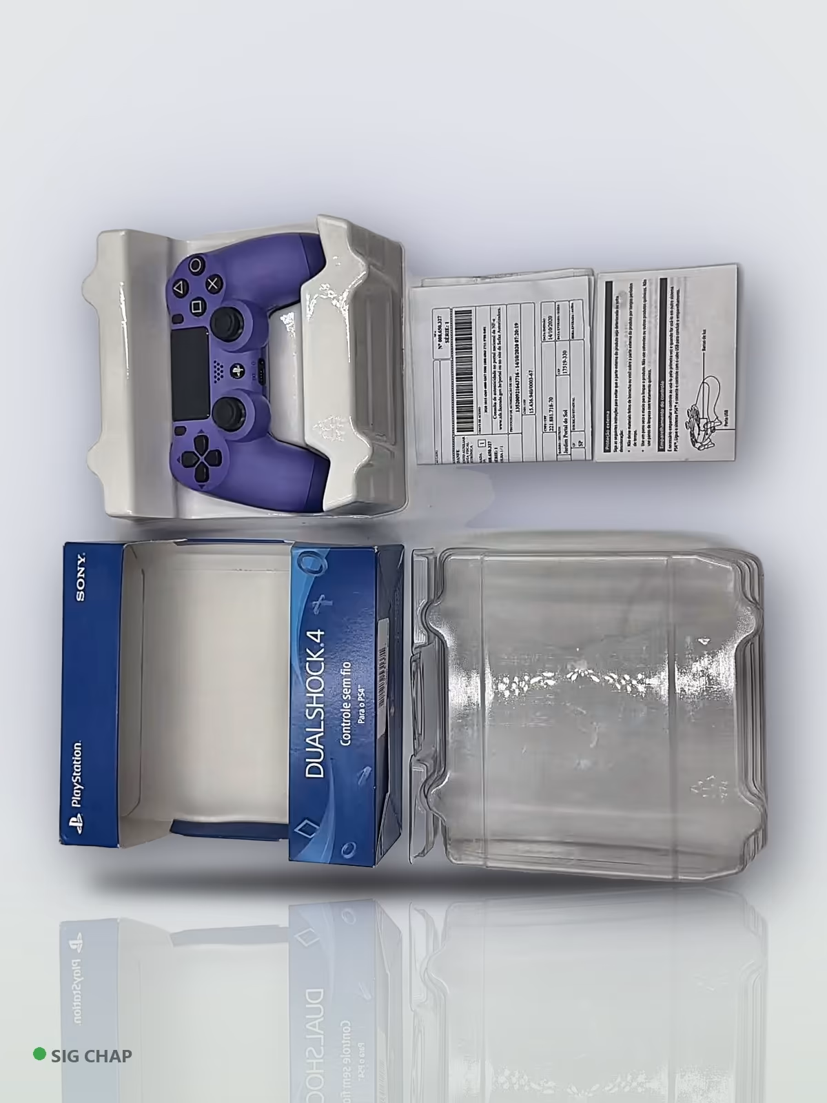 Controle DualShock 4 Electric Purple (na caixa), Acessórios, foto real da unidade