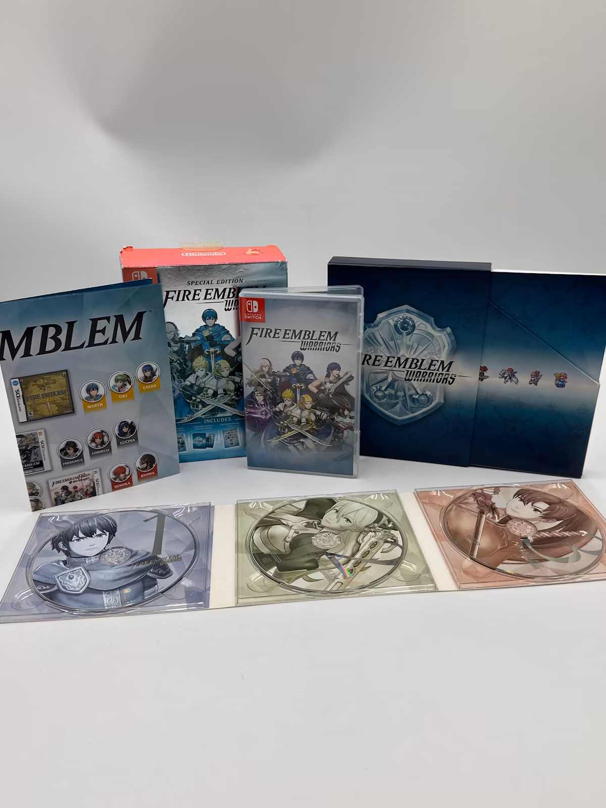 Fire Emblem Warriors Special Edition - Switch - Mídia Física - Seminovo Completo