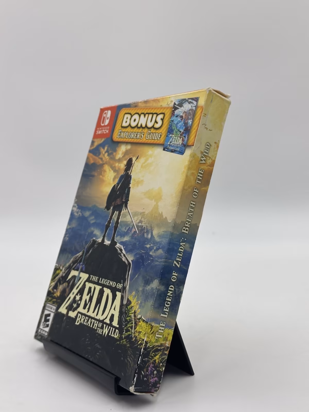 The Legend of Zelda: Breath of the Wild - com Explorer's Guide - Seminovo Completo, SWITCH, foto real 4 de 5