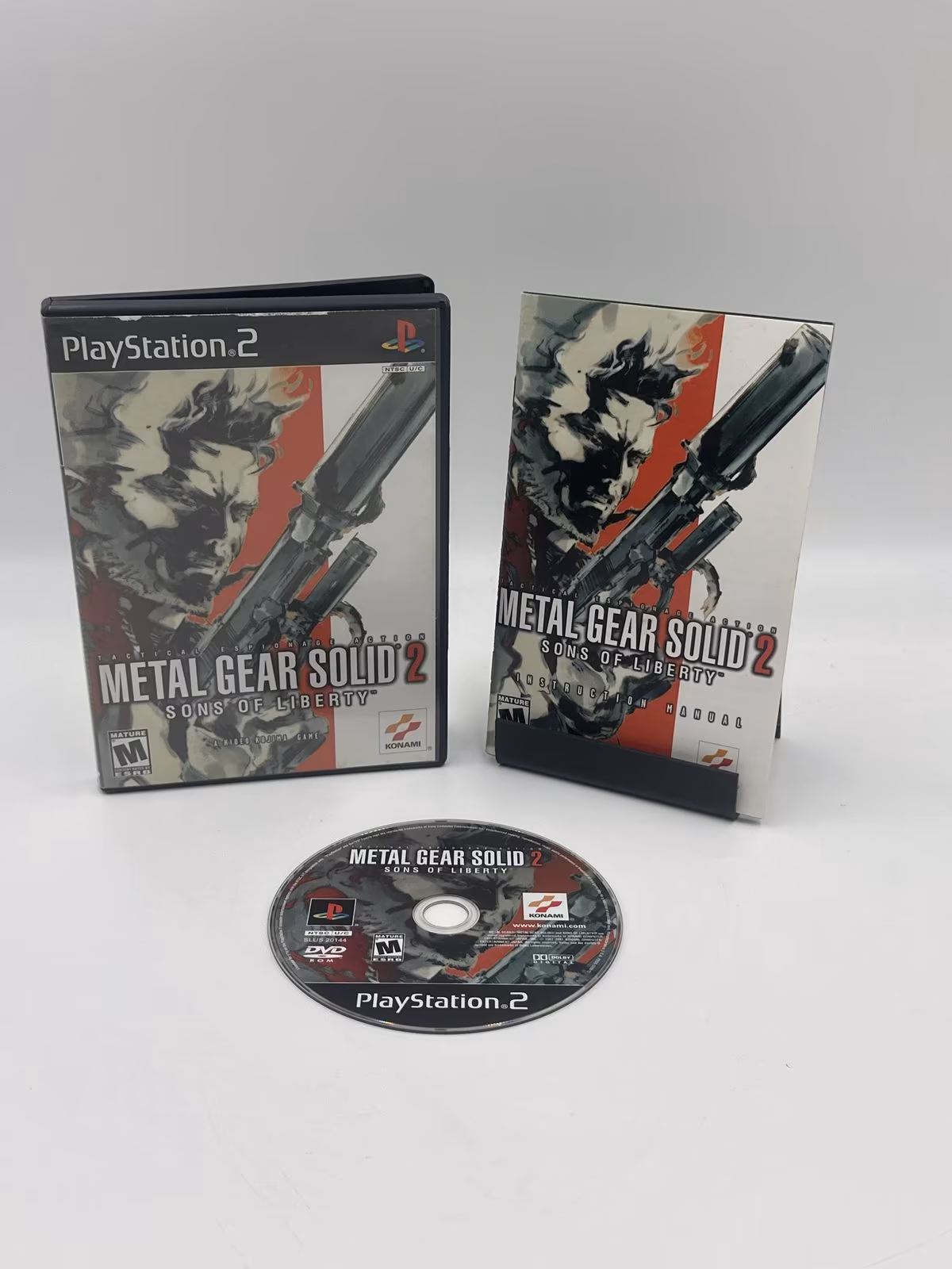 Metal Gear Solid 2: Sons of Liberty - PS2 - Mídia Física - Seminovo Completo