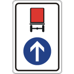 2320 - Obvezna smer za vozila, ki prevažajo nevarno blago