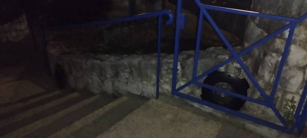 Éclairage escaliers Ouest et Est éteint