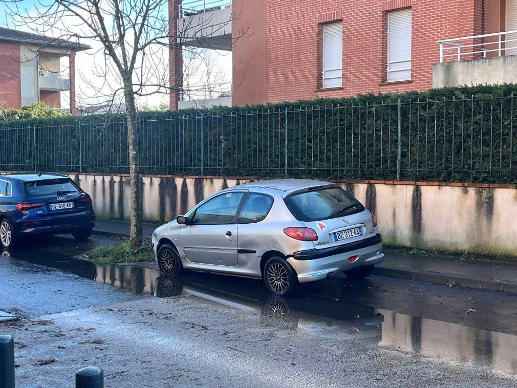 Véhicule abandonné depuis mi-novembre