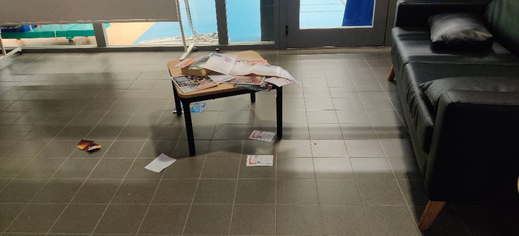 Déchets laissés de façon volontaire, incivilités.