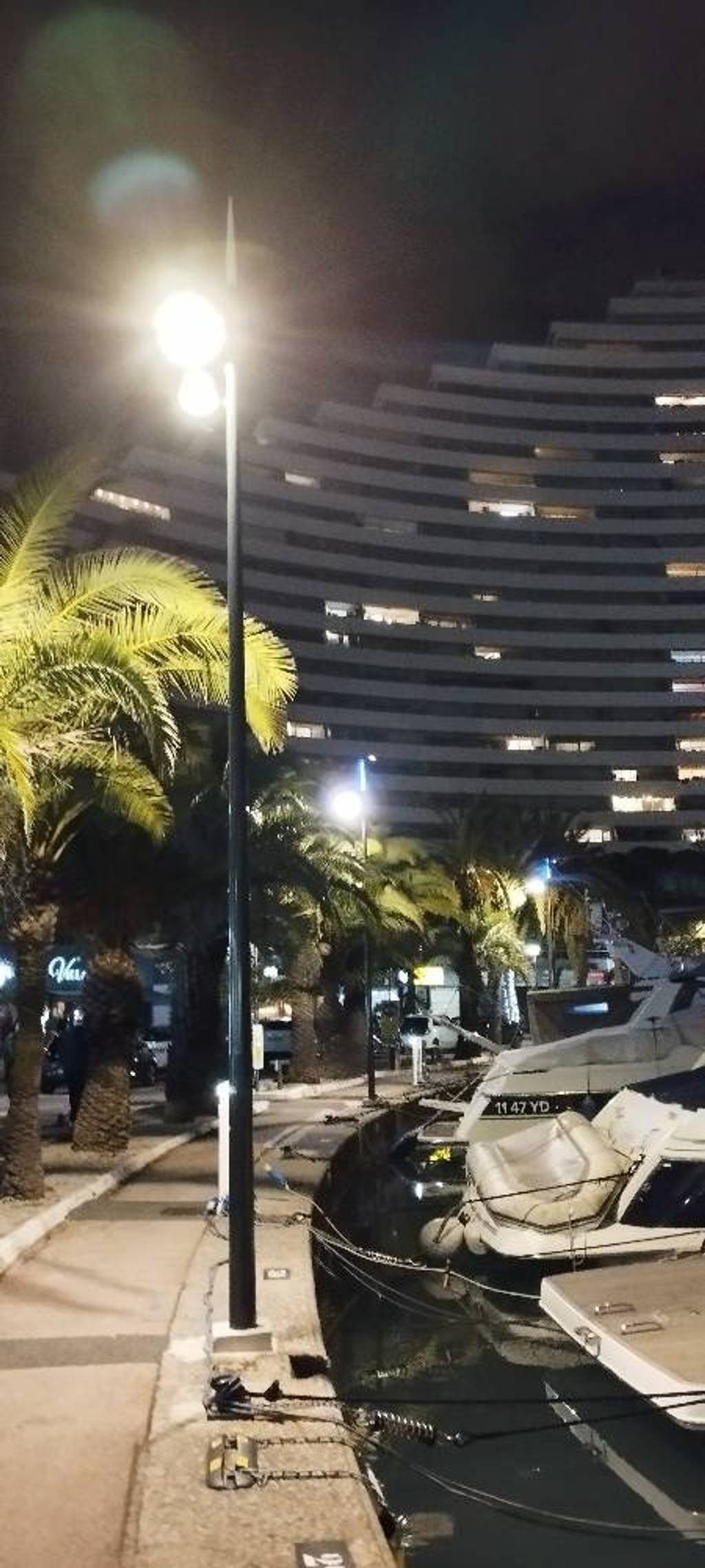 Flamme bleue hors service candélabre 29