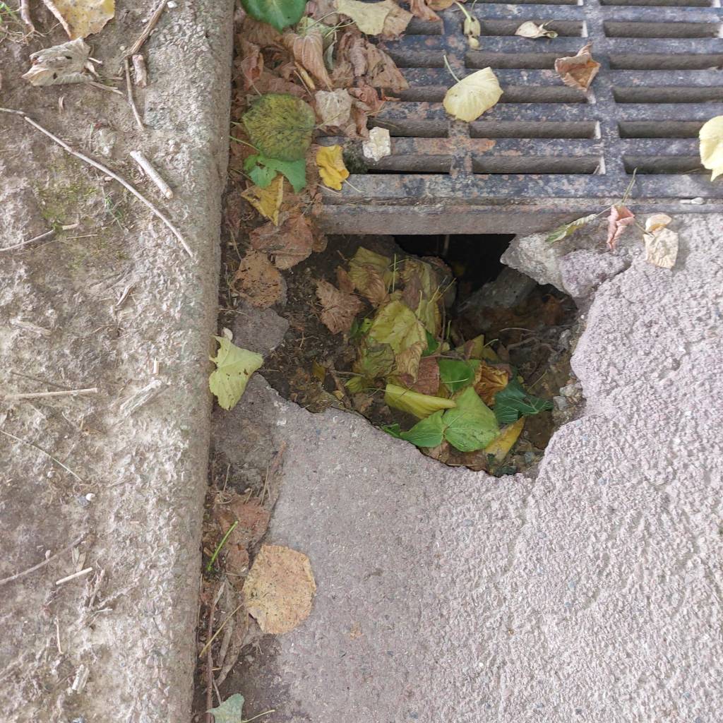 Problème de localisation entre deux rues.