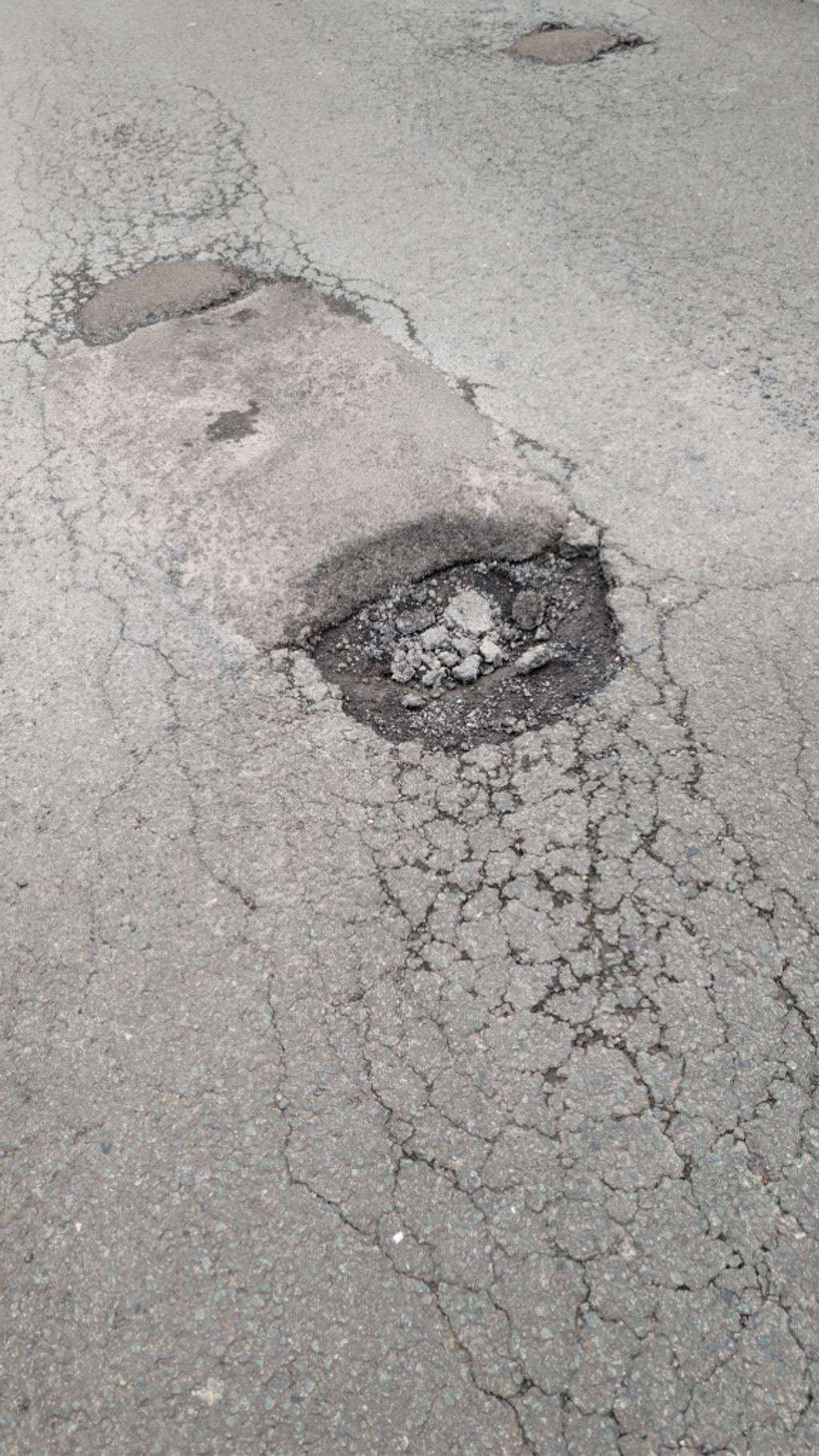 Photo 2 - Trou chaussée rue Parmentier Seclin