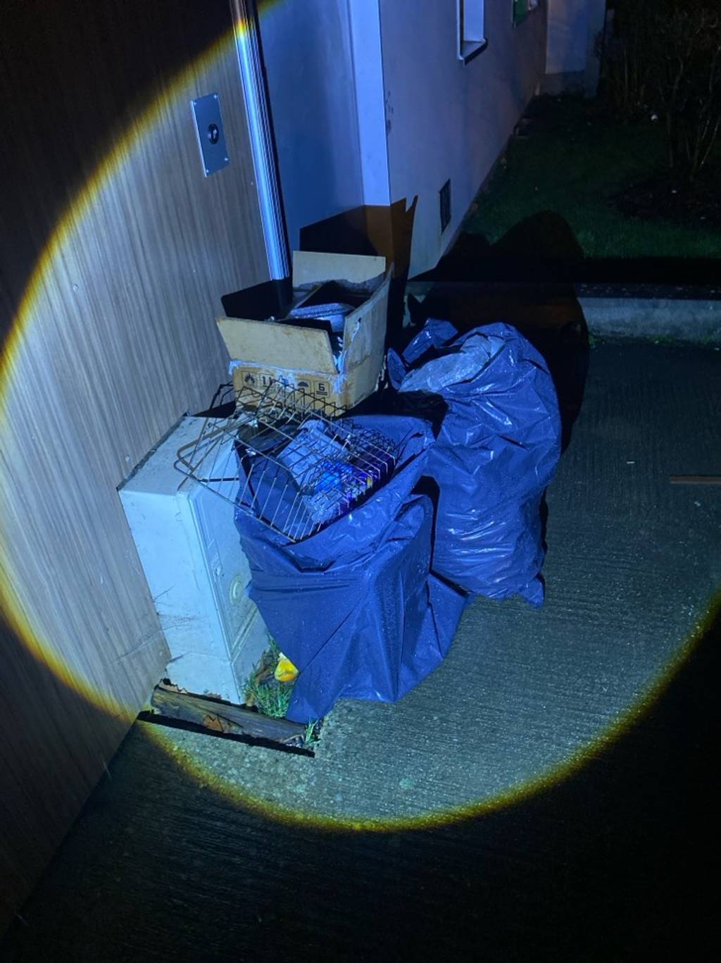 Inactivité des habitants et sécurité défaillante