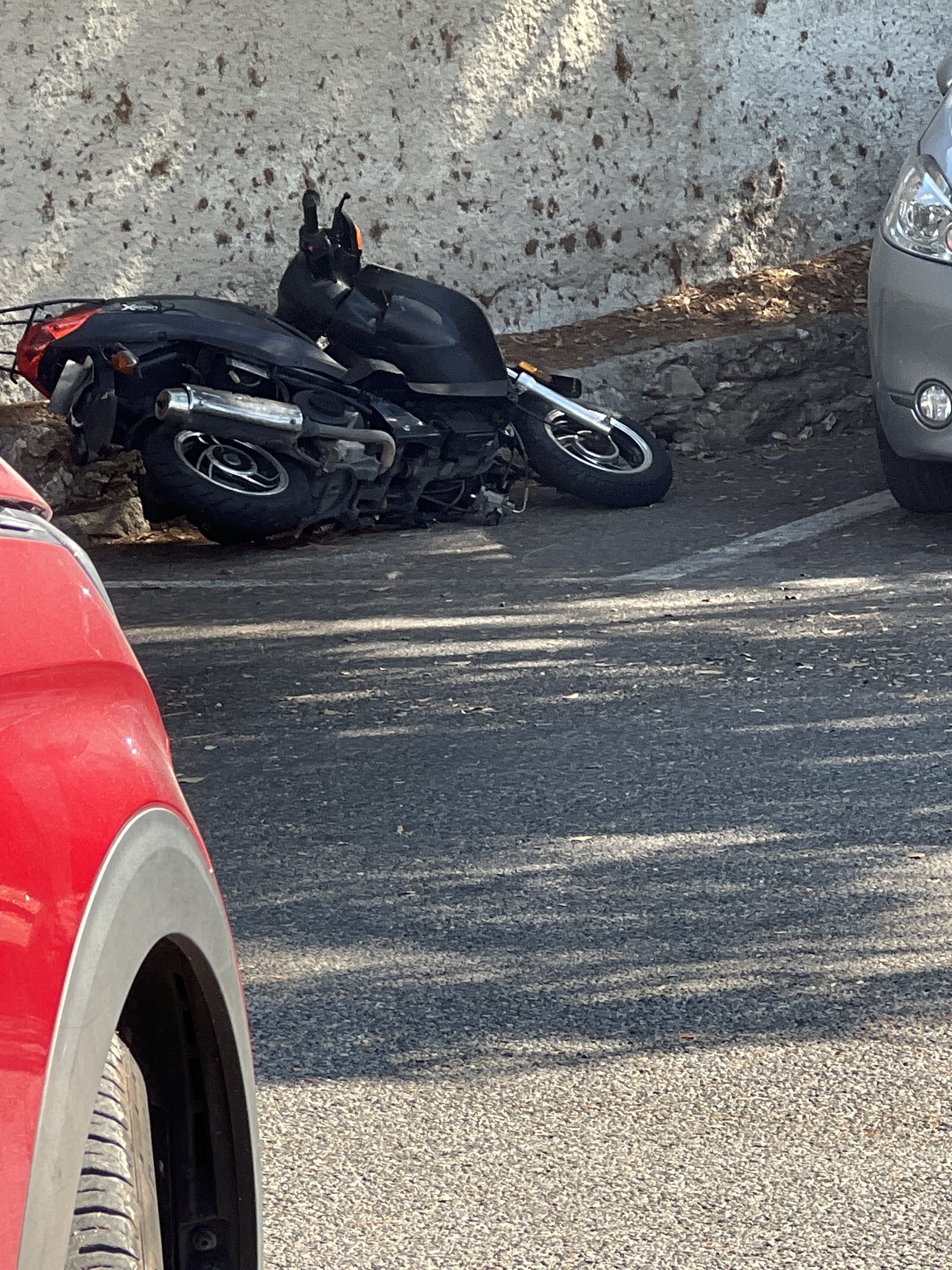 Signalement Scooter abandonné suspect