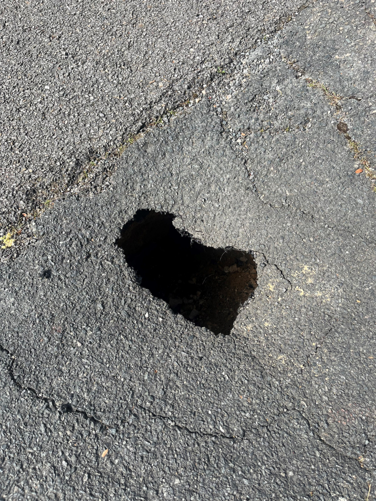 Photo 2 - Effondrement chaussée Vierzon