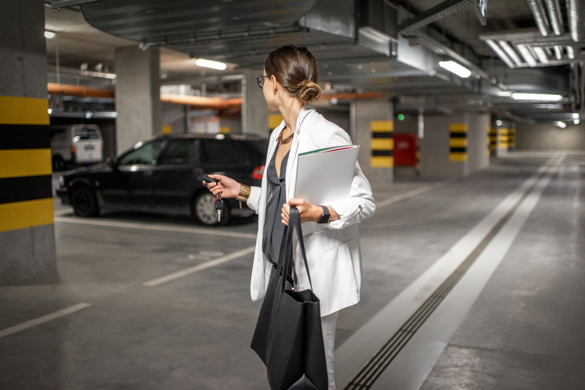 ¿Cómo funciona mi seguro, si mi auto lo mantengo estacionado por largo tiempo?