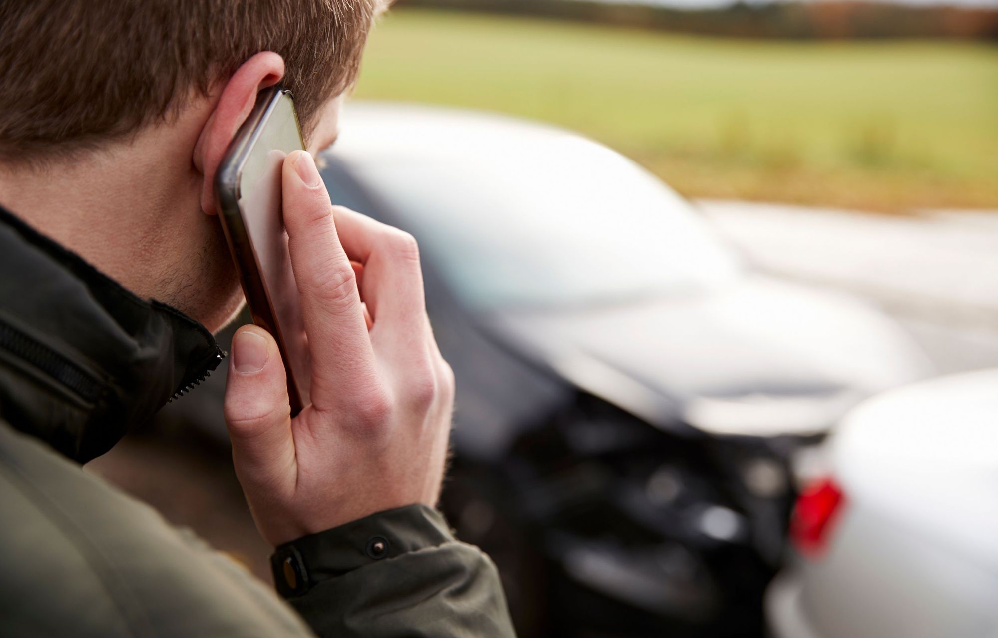 ¿Necesitas hacer un reporte de accidente de carro? Aprende más