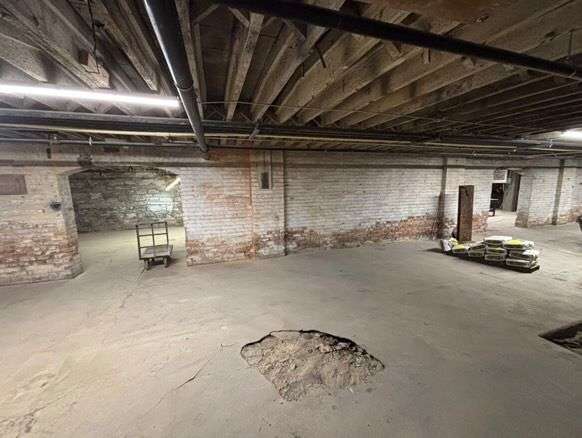 710 Monroe St. photo 3