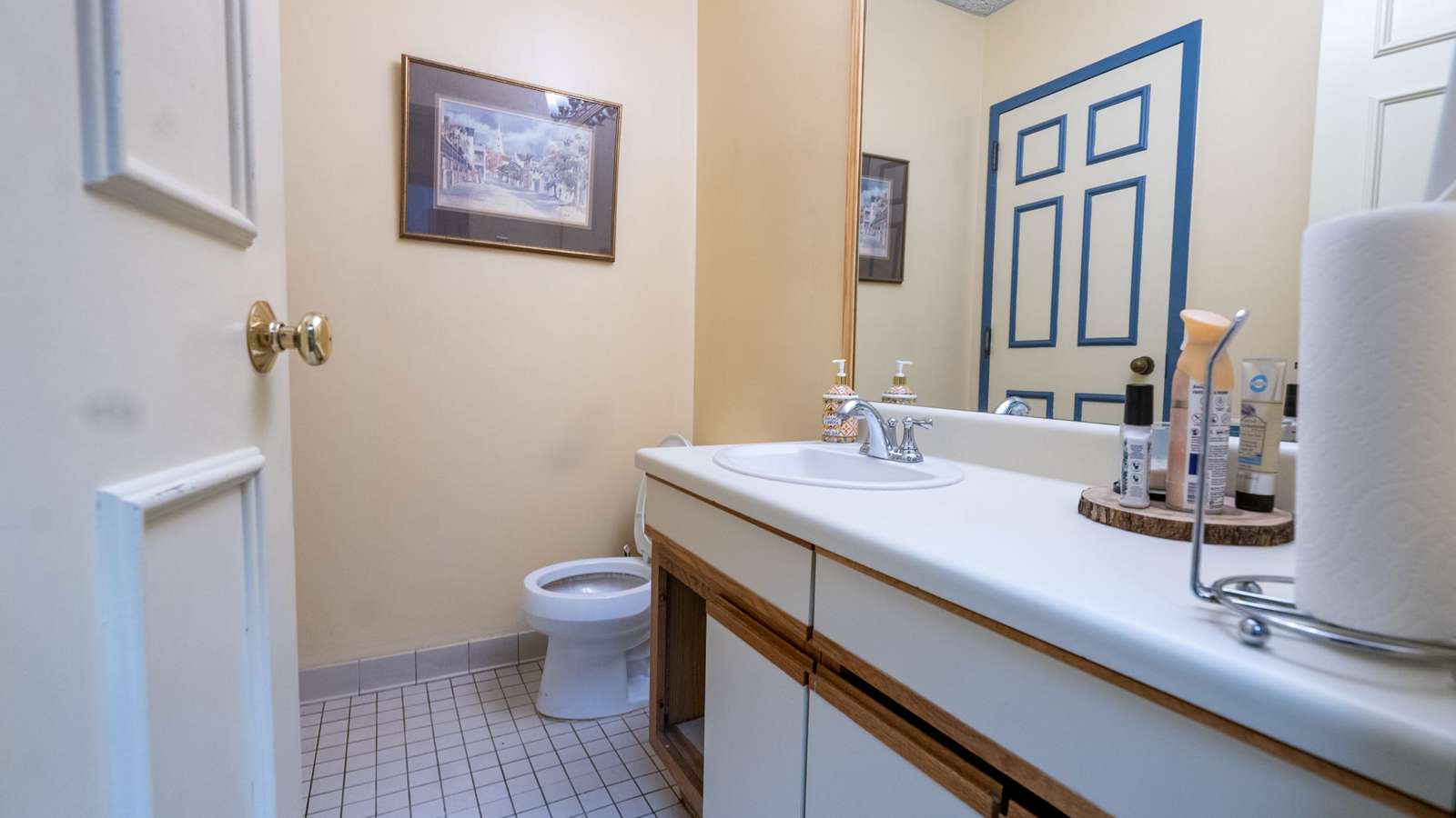 The Exchange photo 87