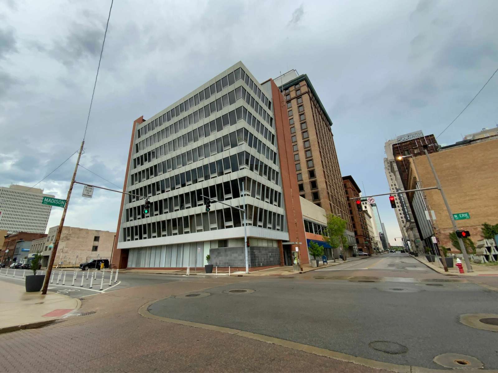 Louisville Building photo 2