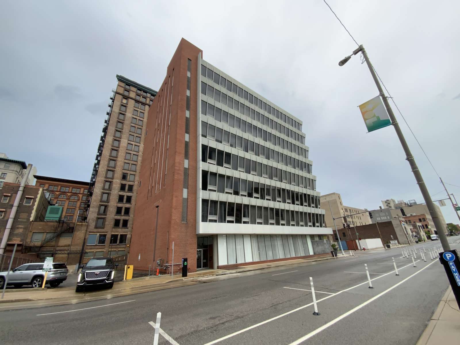 Louisville Building photo 3