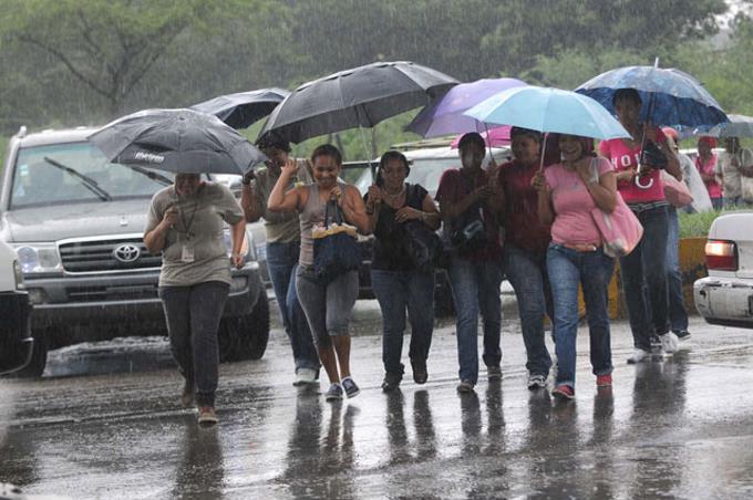 Onamet: Habrá nublados con aguaceros y tronadas en algunas localidades