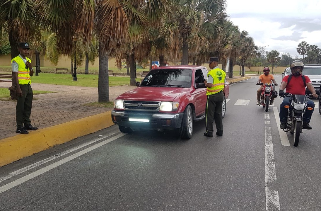 Digesett retiene 761 luces LED de vehículos durante el fin de semana