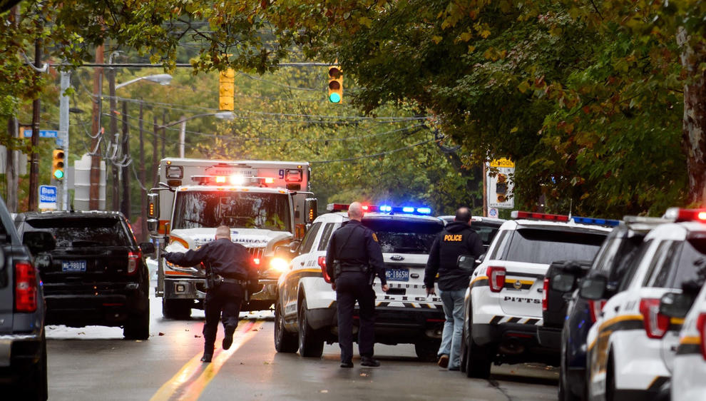 Once muertos y seis heridos deja el tiroteo en una sinagoga de EE.UU.