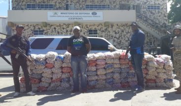 Cesfront detiene hombre con 122 sacos de ajo en Dajabón