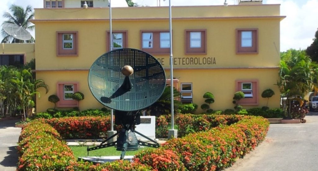 Onda tropical y vaguada provocarán lluvias en gran parte del territorio nacional