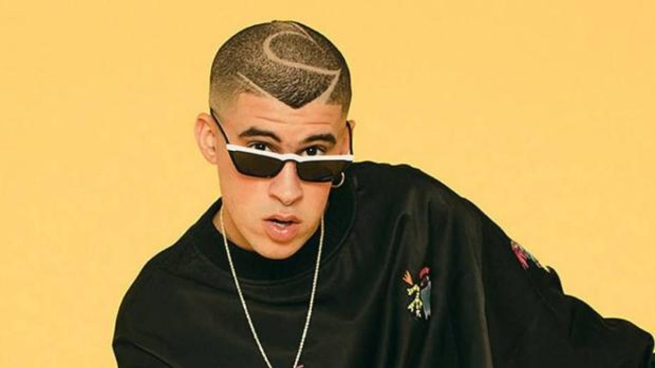 Bad Bunny ingresado y operado de apendicitis, según medios puertorriqueños