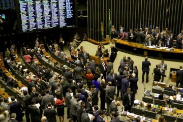 Piso salarial da enfermagem é aprovado pela Câmara dos Deputados - SINDESEP