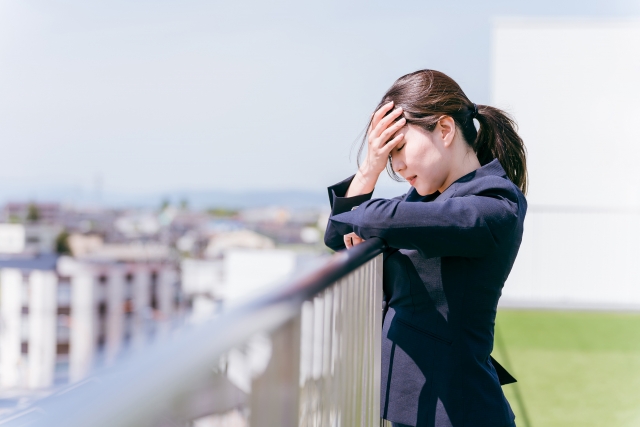 他人を優先してばかりで心が疲れた人に染み込む「昭和の賢人」の言葉