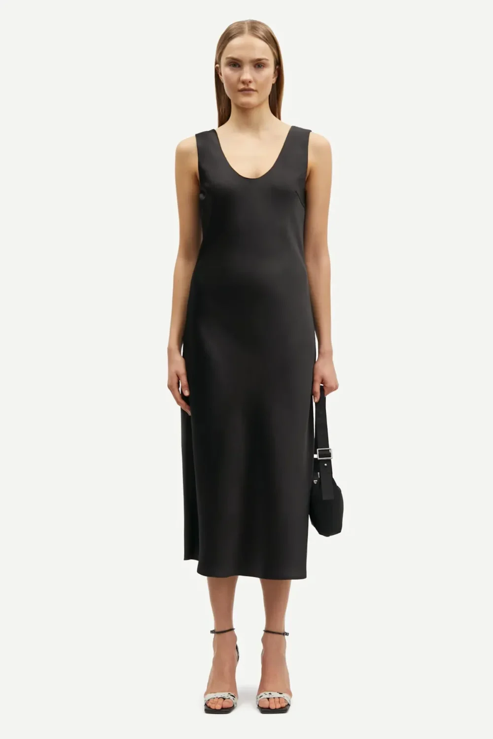 Sasumma dress in black