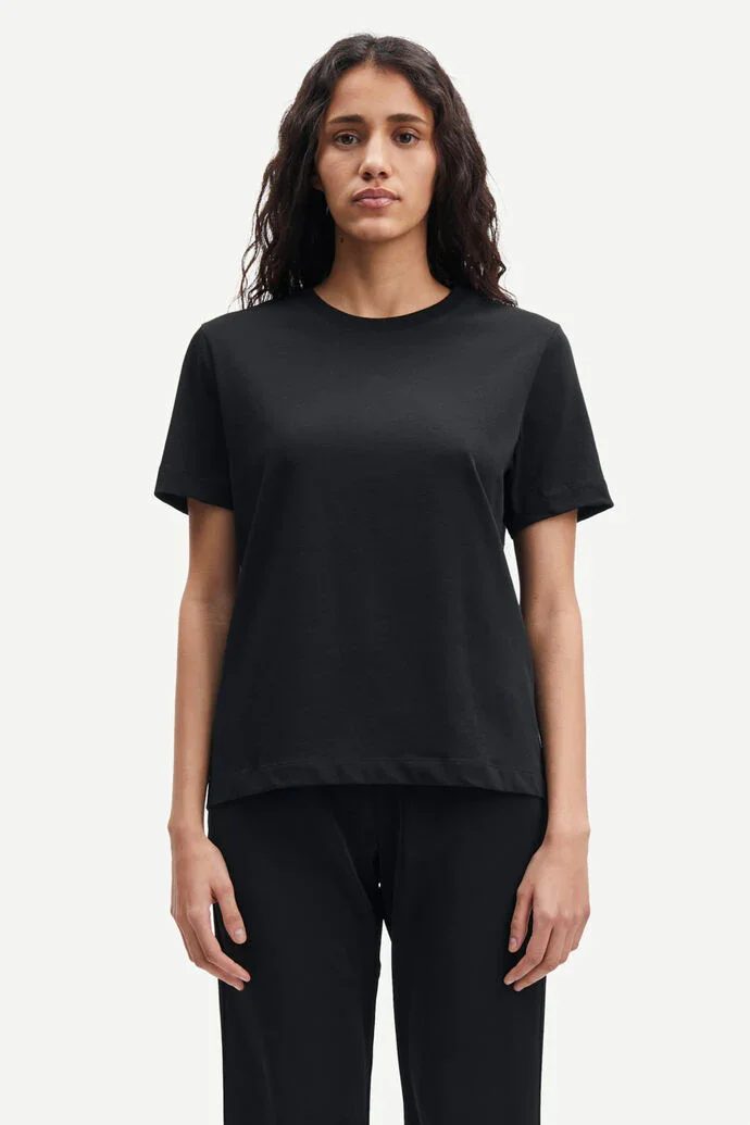 Boxy cotton t-shirt in black