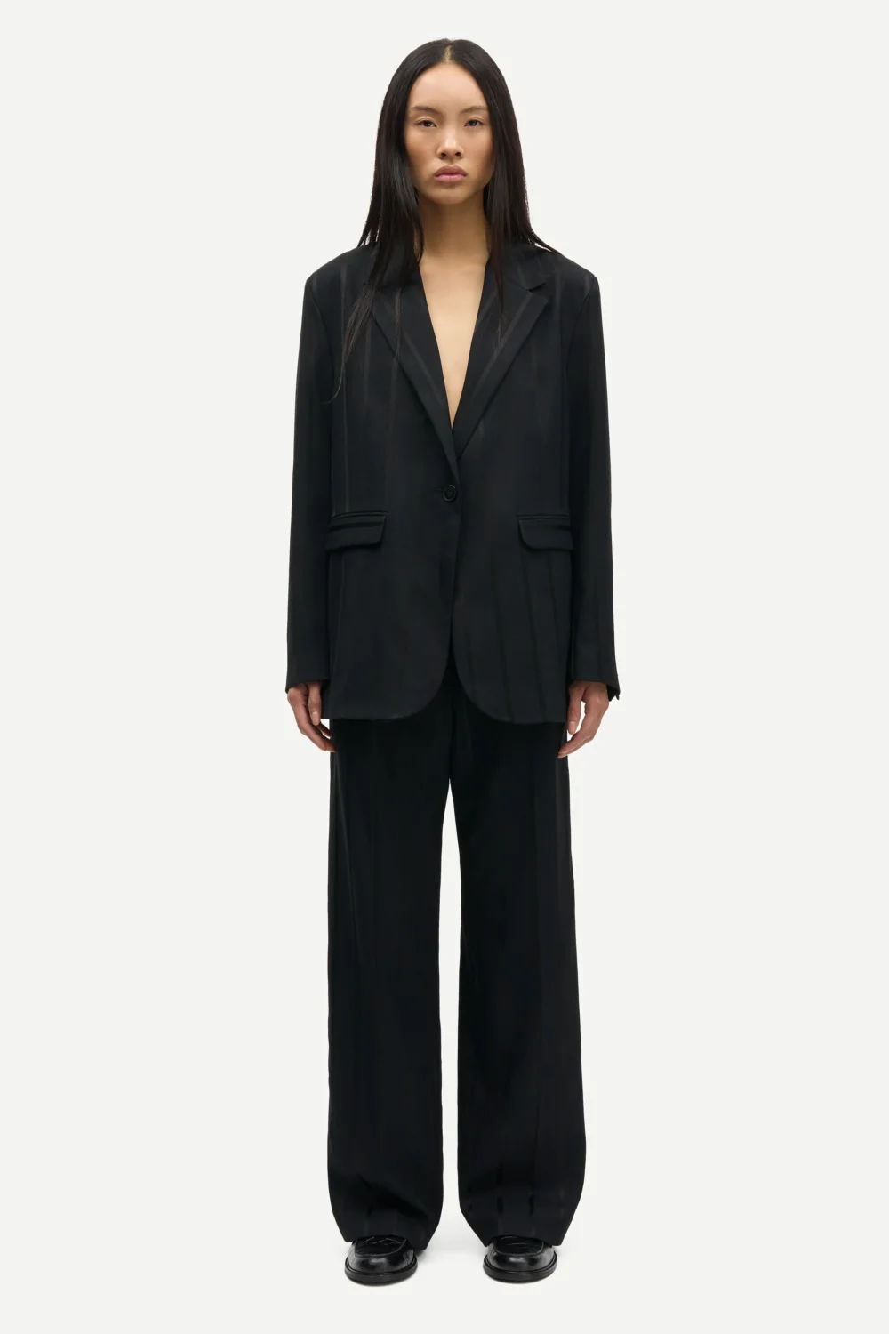 Sahaven blazer in black - 2
