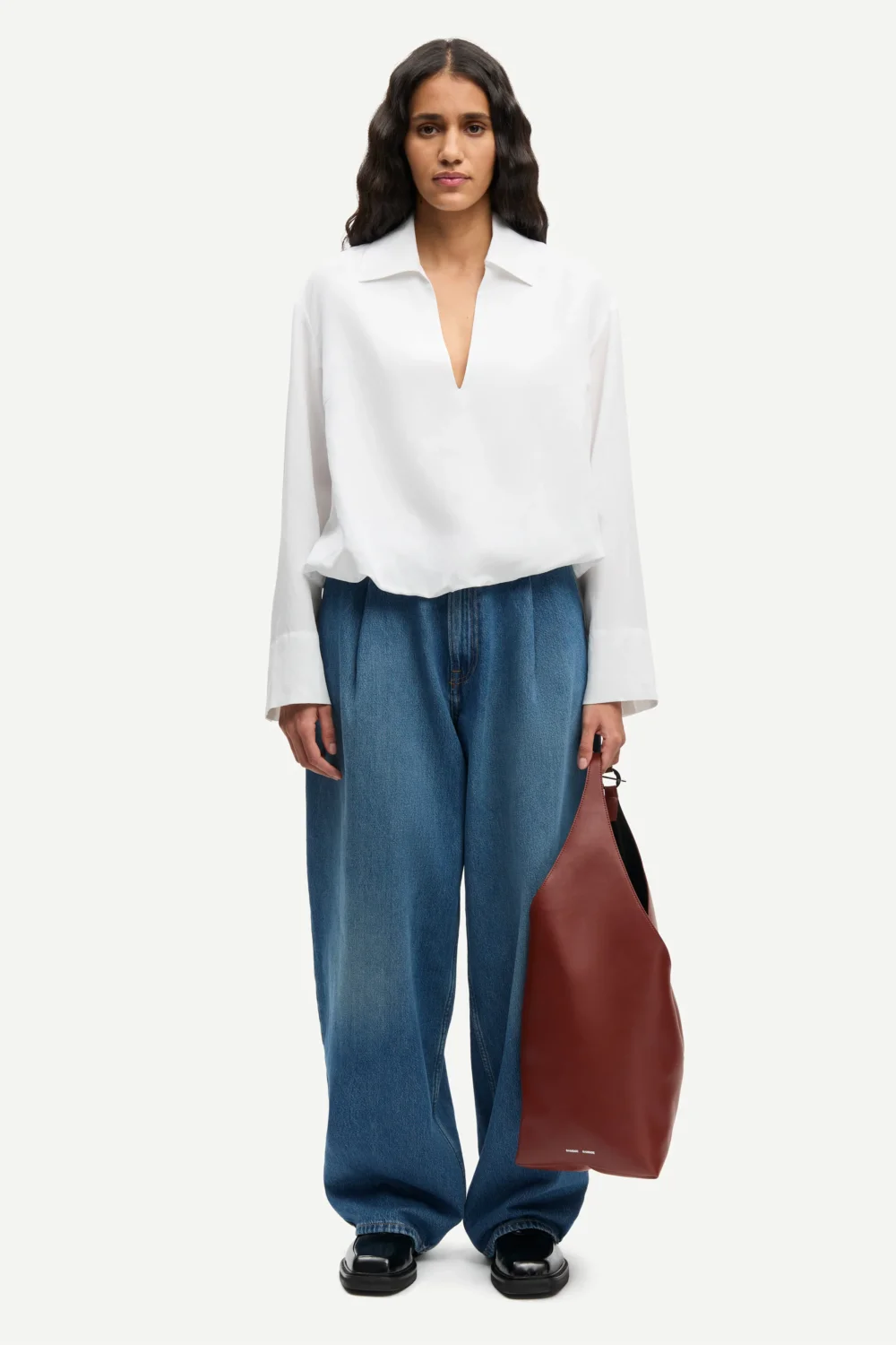 Saharper pleat jeans in fluid denim