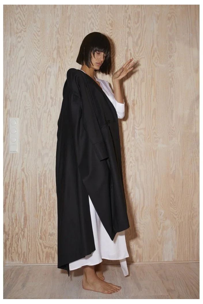 AUSTIN COAT BLACK BY ENVELOPE 1976