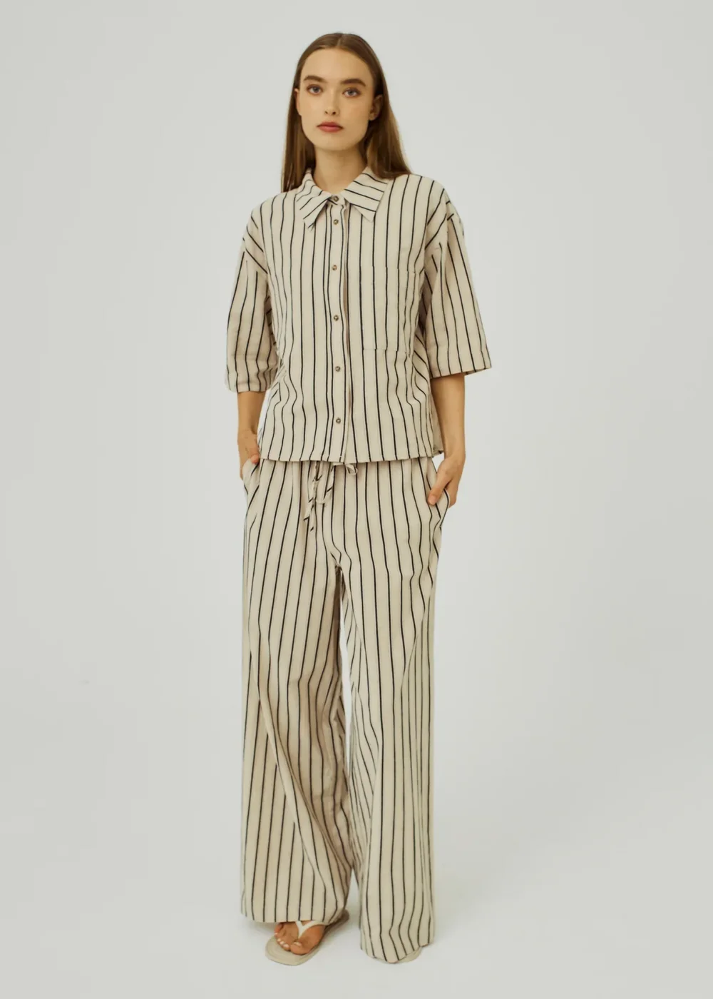 Arka pants in black stripe