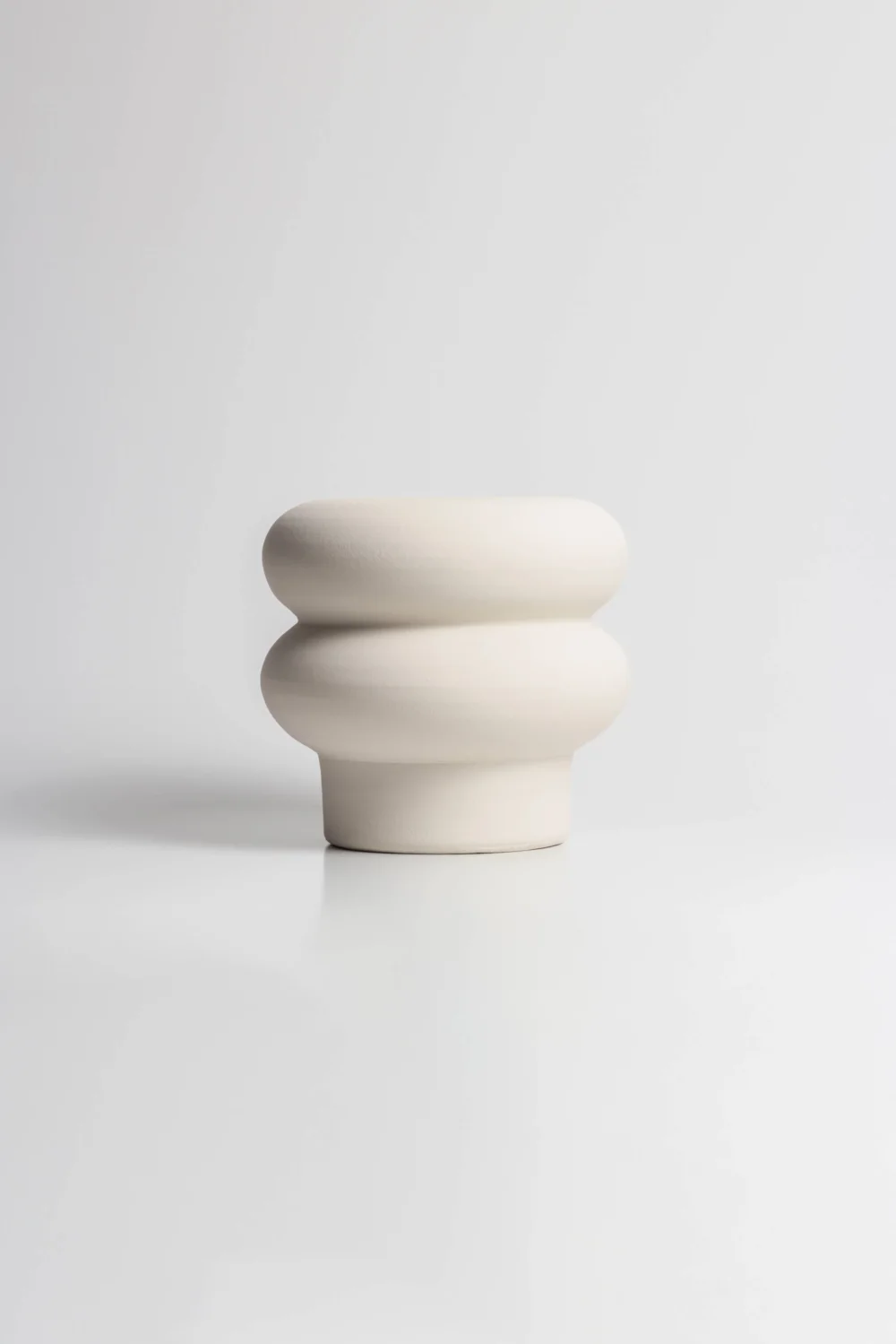 Ripple Vase Klein – Off-White – Handgemacht
