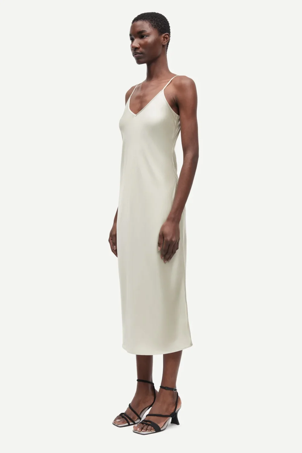 Silky strap dress in agate gray - 2