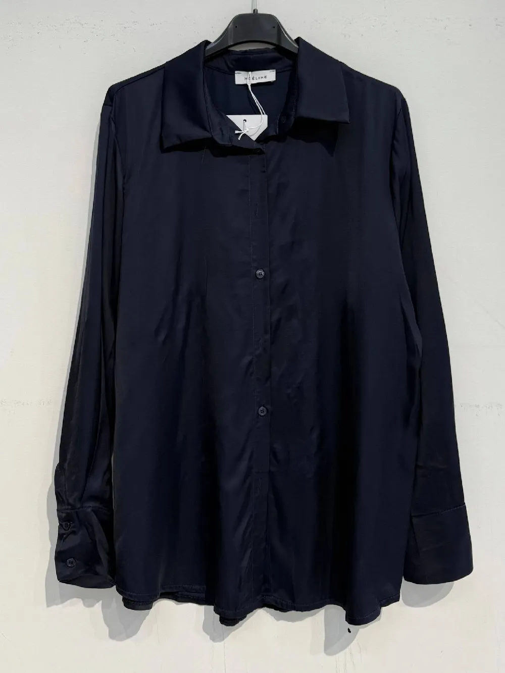 Satin shirt in navy blue - one size